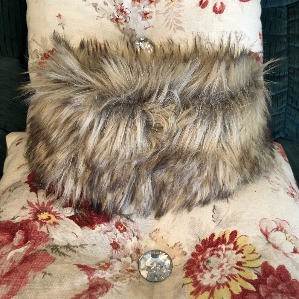 American Eagle Fur Headband